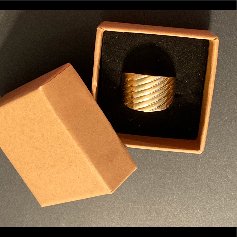 14k STATEMENT RING👀